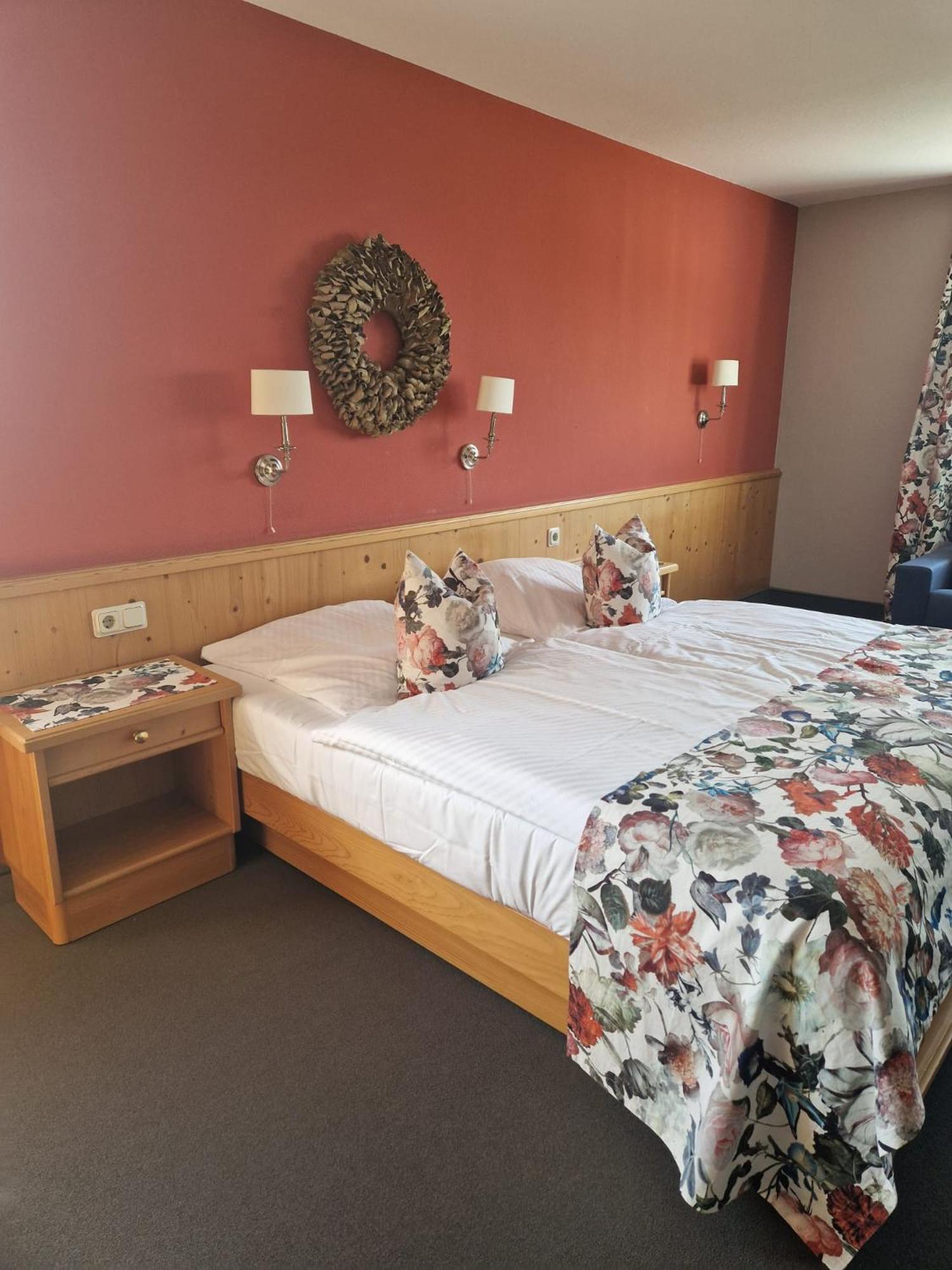 Hildebrandts Landhotel Klettbach Esterno foto